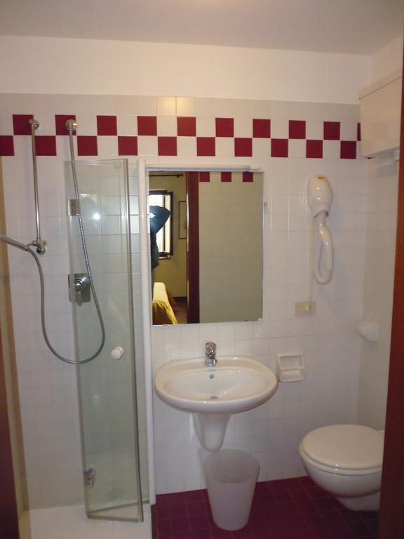 Hotel Alla Citta Di Trieste Γκράντο Δωμάτιο φωτογραφία